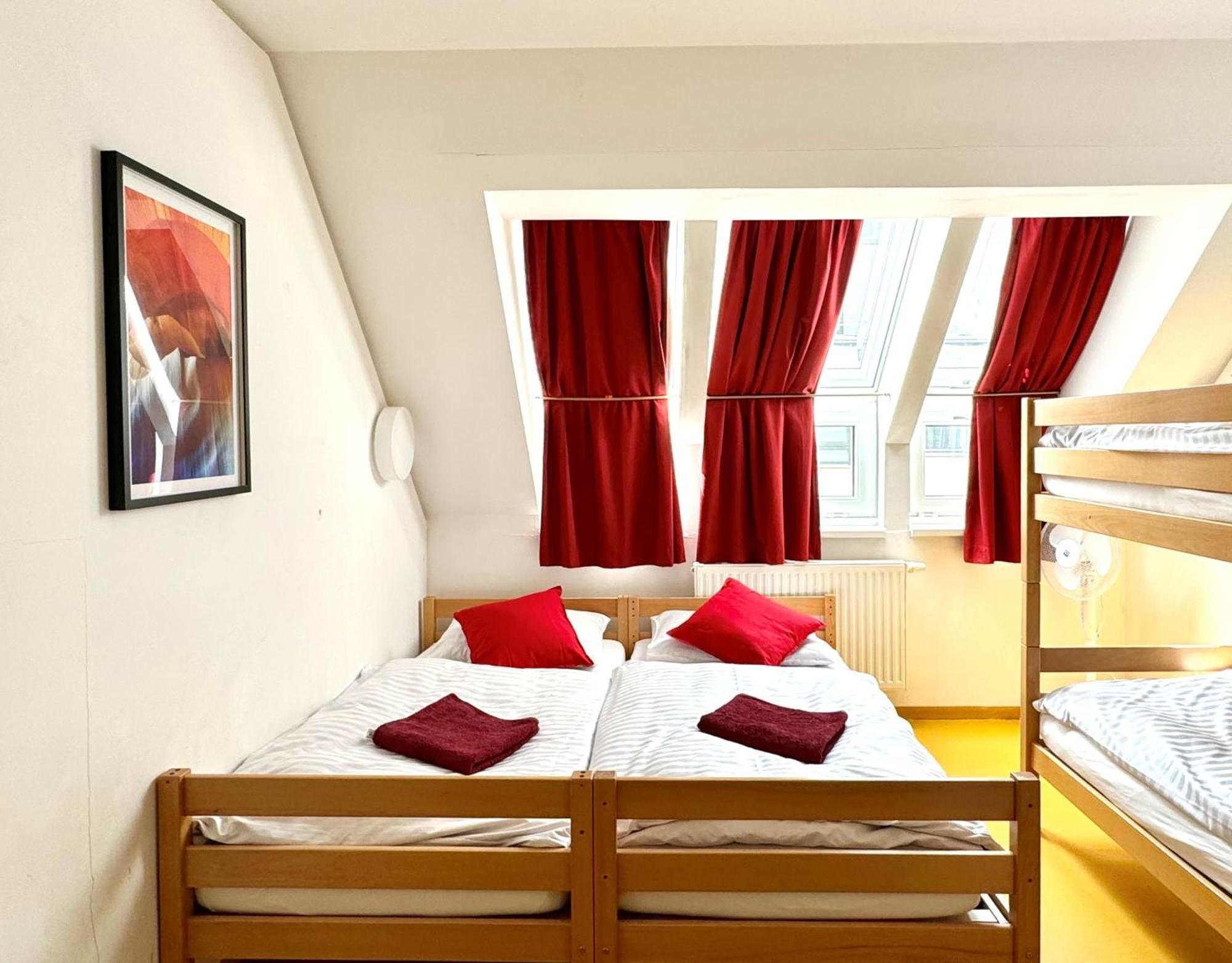 A&t Hostel